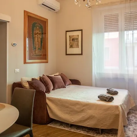 Symphony Apartamento Pisa